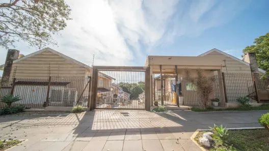 Casa de Condomínio com 3 Quartos à venda, 134m² no Nonoai, Porto Alegre