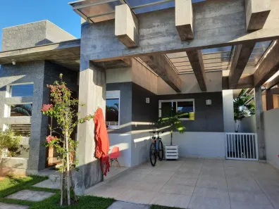 Sobrado com 3 Quartos à venda, 110m² no , Garopaba