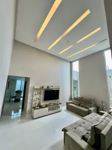 Casa com 3 Quartos à venda, 300m² no Taguatinga Centro, Brasília