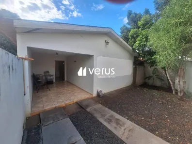 Casa com 3 Quartos à venda, 93m² no Saraiva, Uberlândia