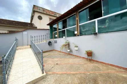 Casa com 4 Quartos à venda, 160m² no Santa Tereza, Belo Horizonte