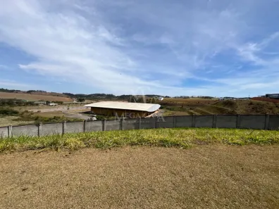 Lote/Terreno à venda, 611m² no São Pedro, Juiz de Fora