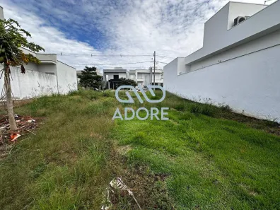 Lote/Terreno à venda, 315m² no Vila Romão, Salto