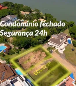 Lote/Terreno à venda, 601m² no Cacupé, Florianópolis