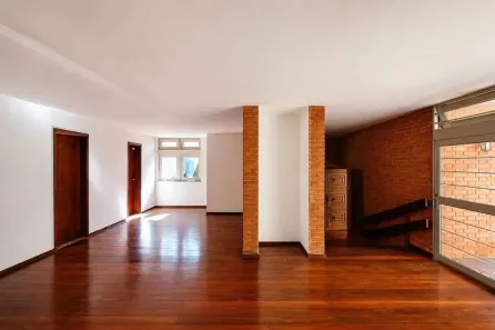 Casa com 4 Quartos à venda, 321m² no Setor Sul, Goiânia