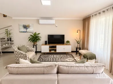 Sobrado com 2 Quartos à venda, 119m² no Velha, Blumenau