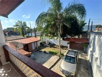 Sobrado com 4 Quartos à venda, 141m² no Jamaica (Praia), Itanhaém