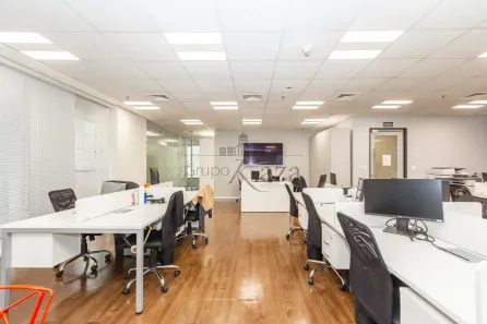 Ponto Comercial com 1 Quarto à venda, 531m² no Jardim das Acácias, São Paulo