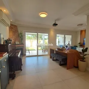 Casa de Condomínio com 3 Quartos à venda, 180m² no Tamboré, Santana de Parnaíba
