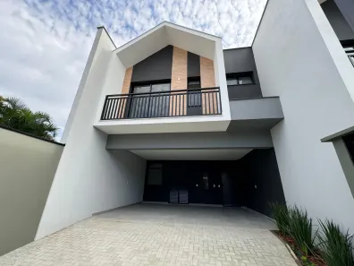 Casa com 3 Quartos à venda, 186m² no Saguaçu, Joinville