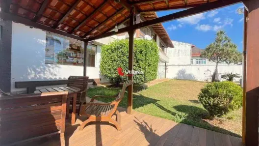 Casa com 4 Quartos à venda, 330m² no Mangabeiras, Belo Horizonte