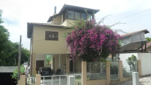 Casa com 3 Quartos à venda, 135m² no Ingleses do Rio Vermelho, Florianópolis
