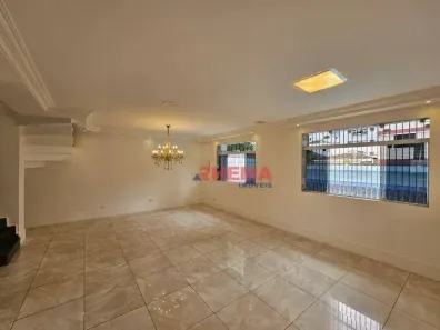 Sobrado com 4 Quartos à venda, 159m² no Ponta da Praia, Santos