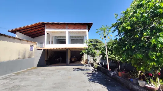 Fazenda/Sítio com 4 Quartos à venda, 30m² no Água Branca, Goiânia
