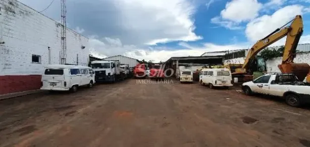 Galpão/Depósito/Armazém para alugar, 1000m² no Distrito Industrial, Uberlândia