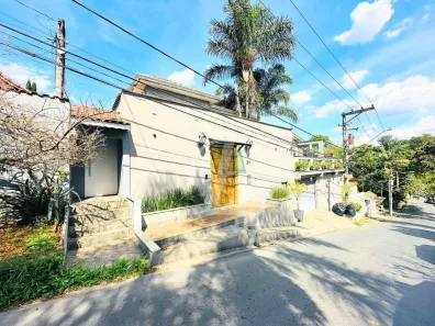 Casa com 5 Quartos à venda, 700m² no Vila Diva, Carapicuíba