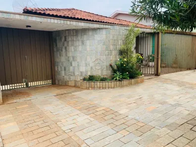 Casa com 3 Quartos à venda, 208m² no Jardim Primavera, São José do Rio Preto