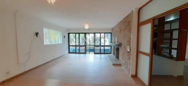 Imóvel Comercial com 6 Quartos à venda, 618m² no Jardim Marajoara, São Paulo