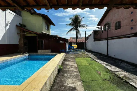 Casa com 4 Quartos à venda, 360m² no Trindade, São Gonçalo