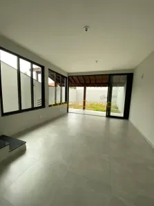 Sobrado com 3 Quartos à venda, 154m² no Centro, Pindamonhangaba