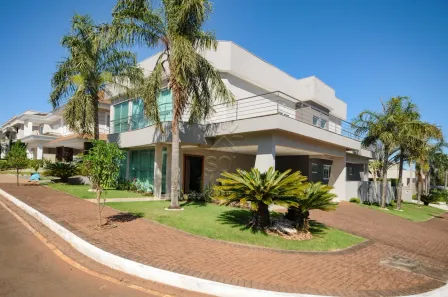Casa de Condomínio com 4 Quartos à venda, 585m² no Yolanda, Foz do Iguaçu