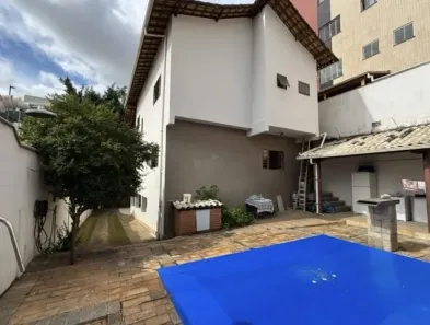 Casa com 4 Quartos à venda, 350m² no Serrano, Belo Horizonte