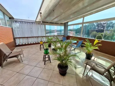 Sobrado com 3 Quartos à venda, 221m² no Parque Ipê, São Paulo