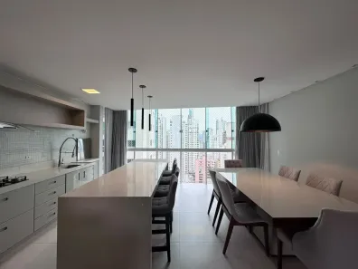 Apartamento com 4 Quartos para alugar, 133m² no Pioneiros, Balneário Camboriú