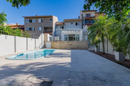 Casa com 4 Quartos à venda, 285m² no Ipanema, Porto Alegre