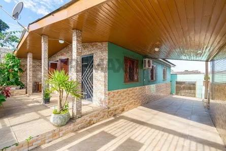 Casa com 2 Quartos à venda, 300m² no Vila Monte Carlo, Cachoeirinha