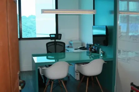 Sala Comercial para alugar, 22m² no Jardim Maria Rosa, Taboão da Serra