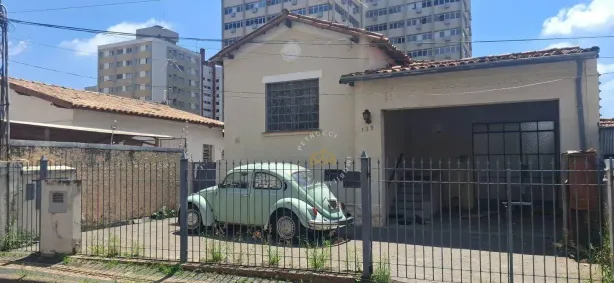 Casa com 3 Quartos à venda, 250m² no Bosque, Campinas