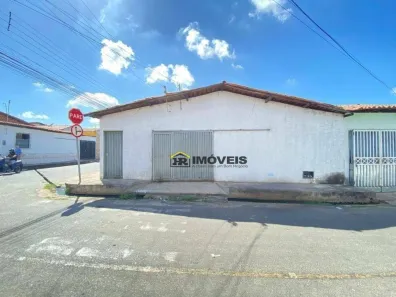 Casa com 2 Quartos para alugar, 85m² no Parque Ideal, Teresina