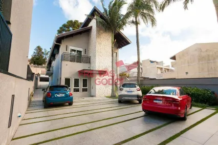Casa com 3 Quartos à venda, 330m² no Santa Quitéria, Curitiba