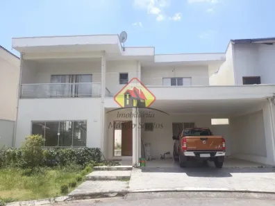 Sobrado com 3 Quartos à venda, 242m² no Flor do Vale, Tremembé