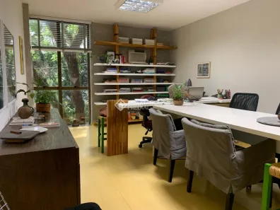 Sala Comercial à venda, 30m² no Independência, Porto Alegre