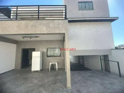 Sobrado com 3 Quartos à venda, 220m² no Jardim São Roberto, Guarulhos