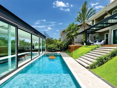 Casa de Condomínio com 4 Quartos à venda, 681m² no Jardim Indaiá, Embu das Artes