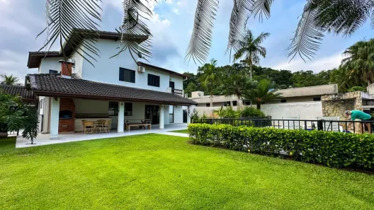 Casa com 5 Quartos à venda, 390m² no Balneário Praia do Pernambuco, Guarujá