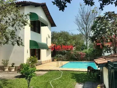 Casa com 5 Quartos à venda, 768m² no Piratininga, Niterói
