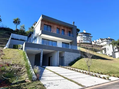 Casa de Condomínio com 4 Quartos à venda, 400m² no Vila Prinstrop, Gramado