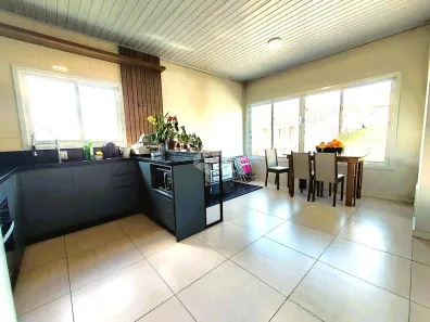 Casa com 3 Quartos à venda, 106m² no Centro, Monte Belo do Sul