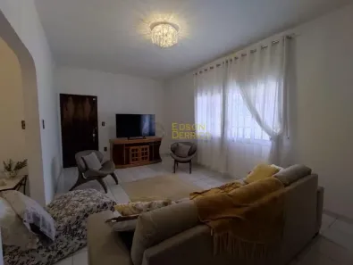 Casa com 2 Quartos à venda, 125m² no Parque São Benedito, Pindamonhangaba