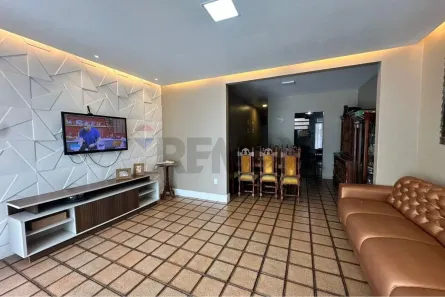 Casa com 4 Quartos à venda, 180m² no Pereira Lobo, Aracaju