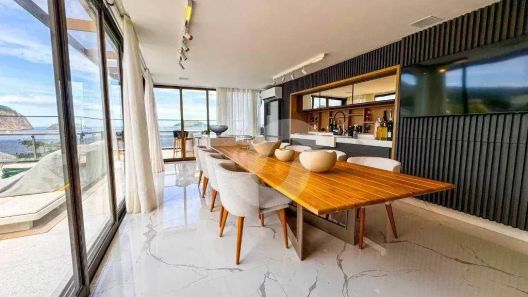 Cobertura com 6 Quartos à venda, 500m² no Camboinhas, Niterói