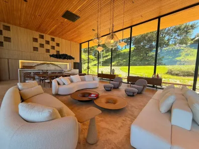Sobrado com 4 Quartos à venda, 2784m² no Residencial Aldeia do Vale, Goiânia