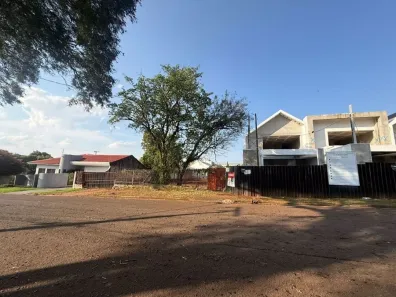 Lote/Terreno à venda, 700m² no Centro, Cascavel