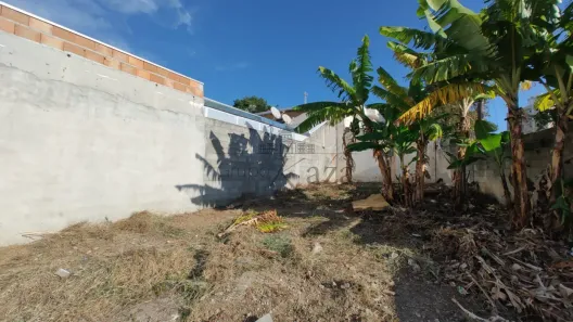 Lote/Terreno à venda, 178m² no Parque Santo Antônio, Jacareí