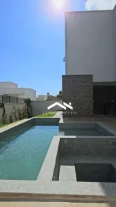 Casa de Condomínio com 4 Quartos para alugar, 375m² no Morada da Colina, Uberlândia