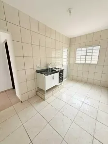 Sobrado com 2 Quartos para alugar, 80m² no Jardim Esperança, Jacareí